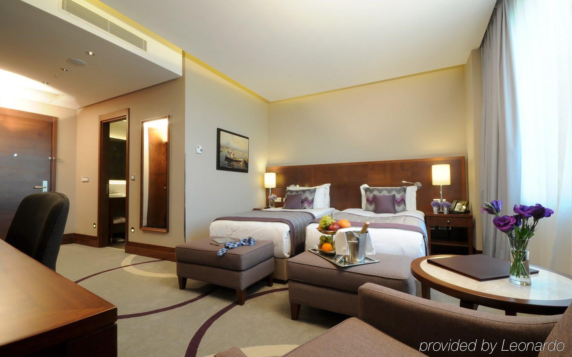 Crowne Plaza Istanbul Oryapark By Ihg Hotel Eksteriør billede